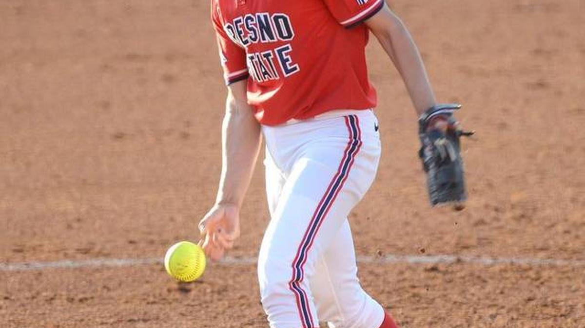 Fresno State’s Jill Compton was named the Mountain West Conference Pitcher of the Year for 2015.