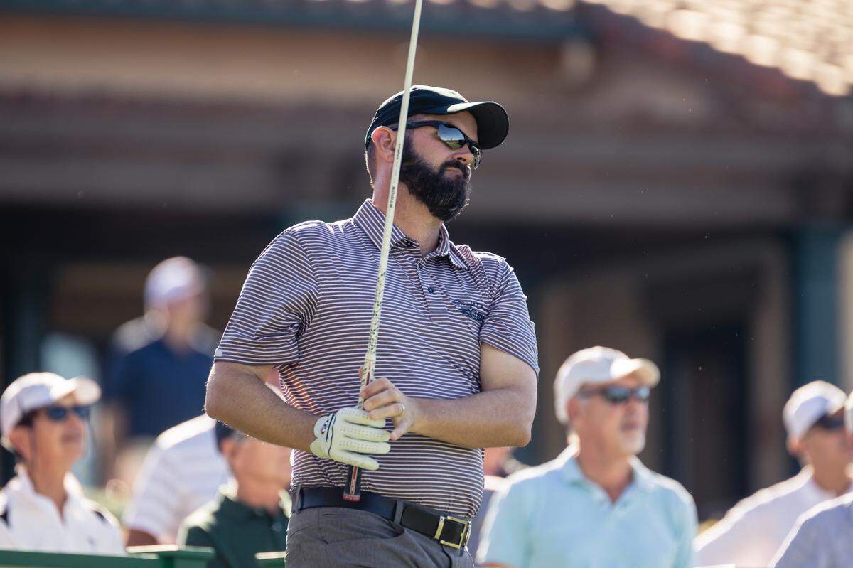 Ed Loar watches his shot at the Straight Down Fall Classic
