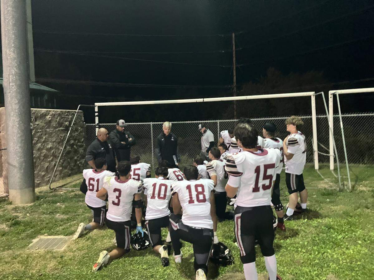 Nipomo huddles at halftime.