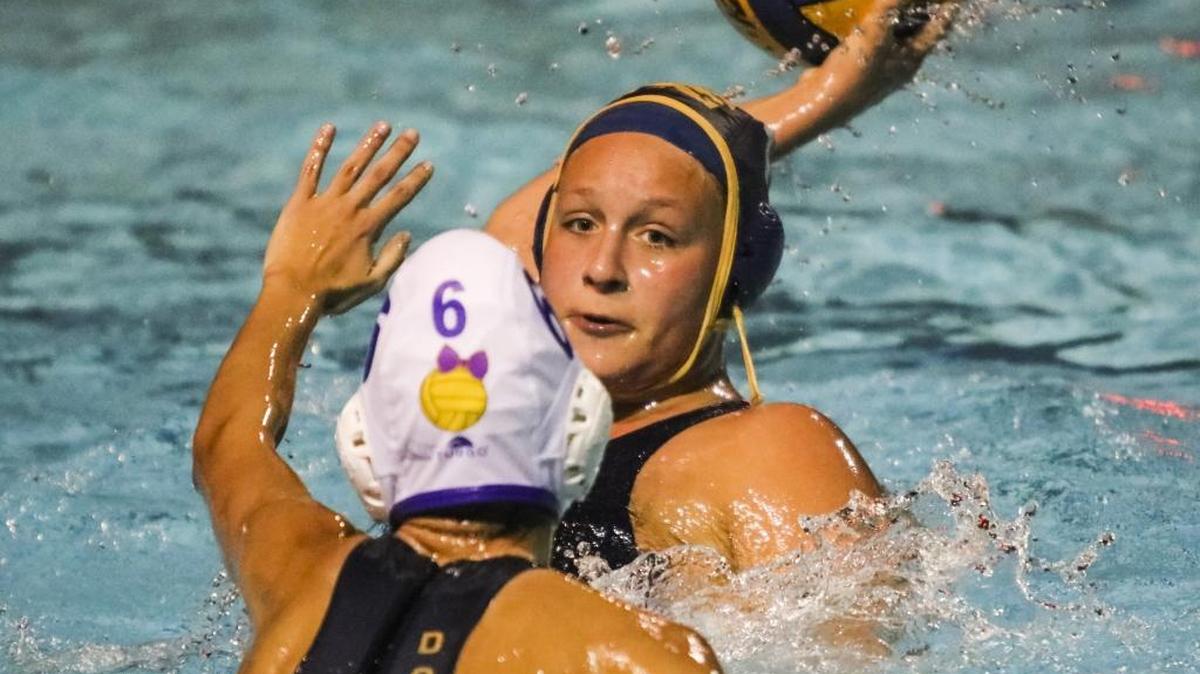 Arroyo Grande senior Isabella Solis winds up to shoot in the PAC 8 championship game against Righetti.