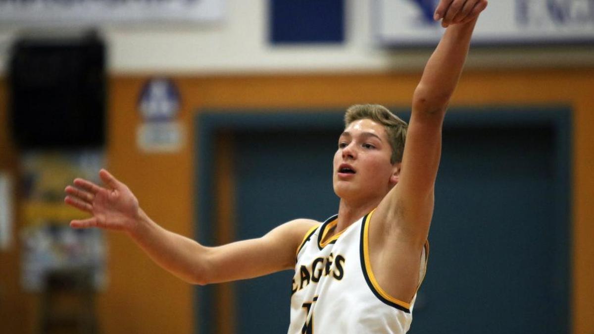 Arroyo Grande sophomore Gage Gomez scored 38 points in a win over Frontier.
