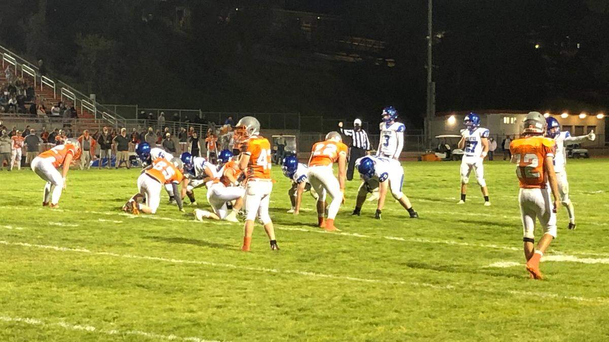 Morro Bay beat Atascadero 20-19 in an Ocean League matchup.