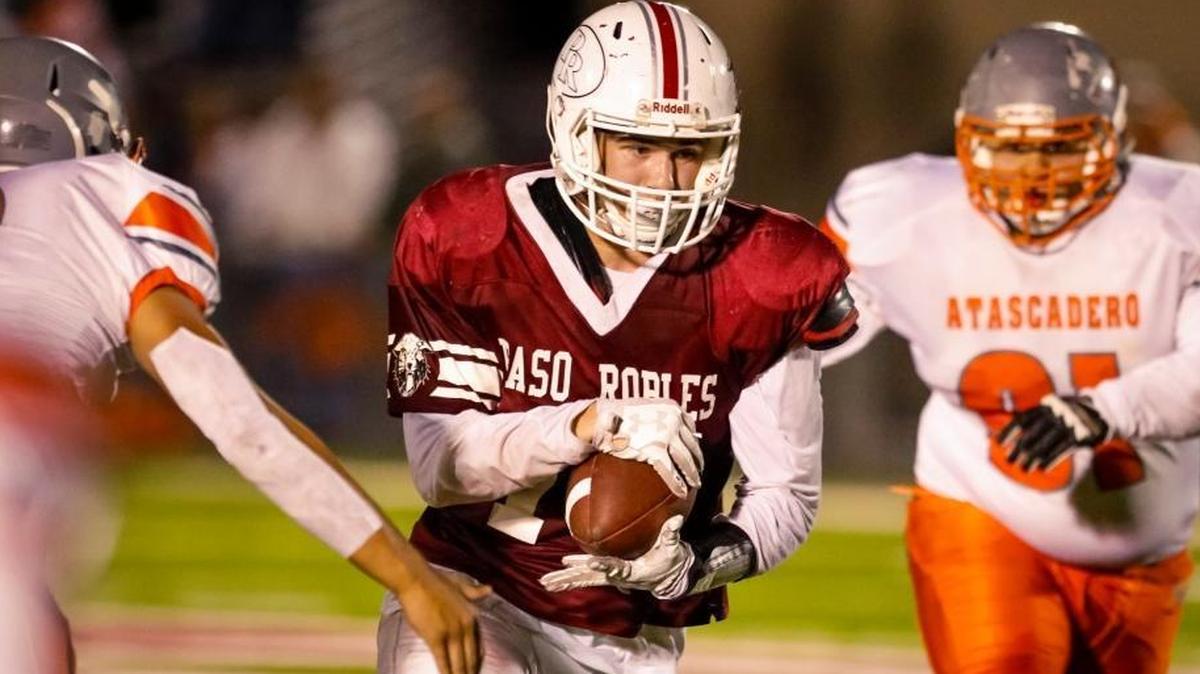 Paso Robles football hosts Atascadero in a PAC 5 rivalry game. Photo by Joe Johnston 11-03-17