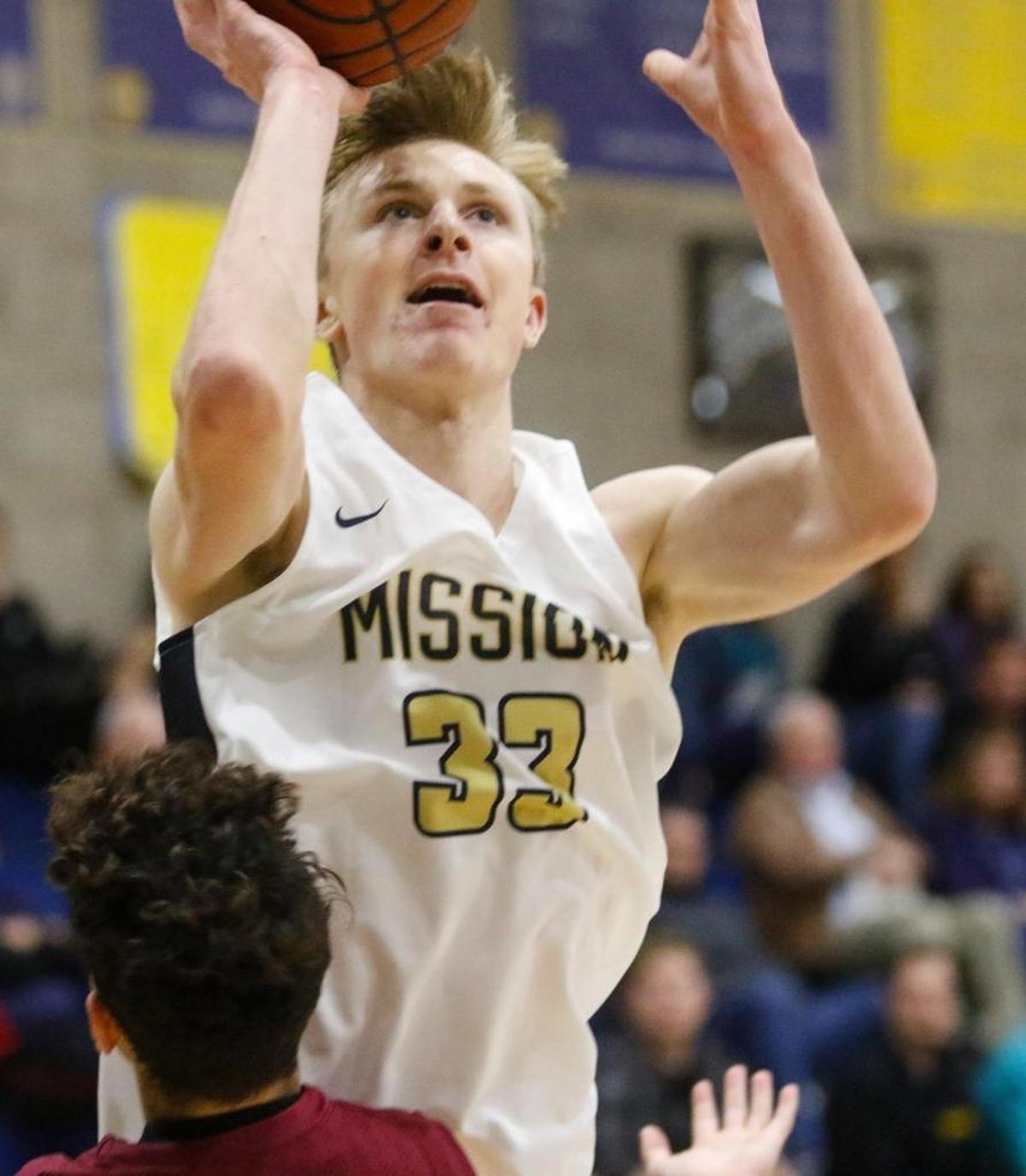 Kyle Colvin shoots, Mission Prep hosts Mission Hills boys basketball in the Mission Prep Christmas Classic.