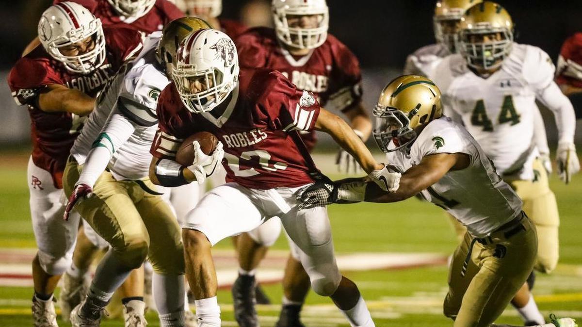 Paso Robles hosts Damien in the first round of the CIF-Southern Section Division 4 playoffs.
