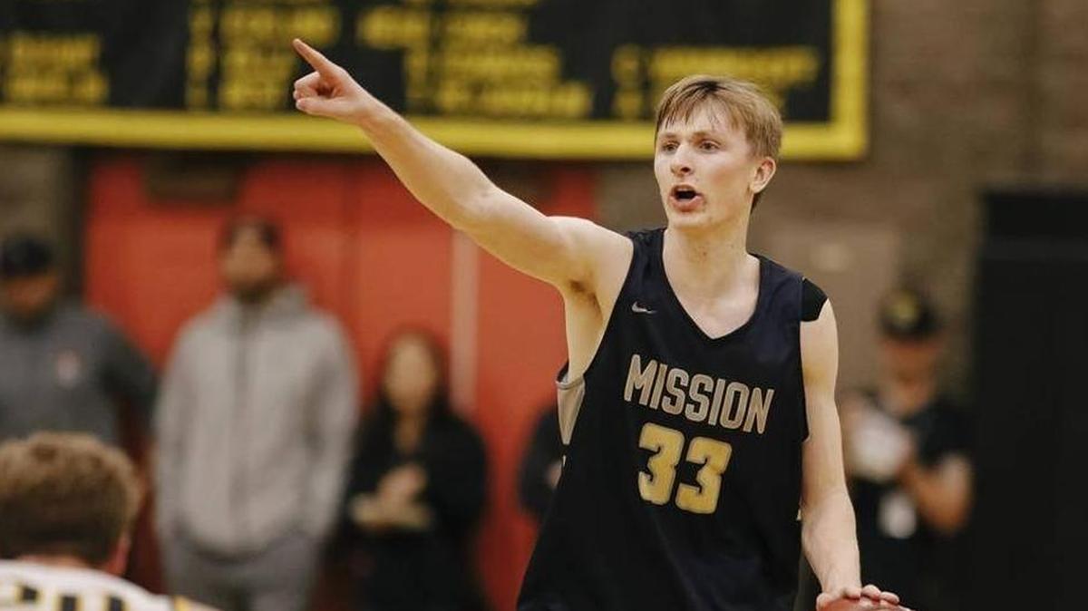 Mission Prep senior Kyle Colvin is expected to join the Cal Poly men's basketball team next season as a preferred walk-on.