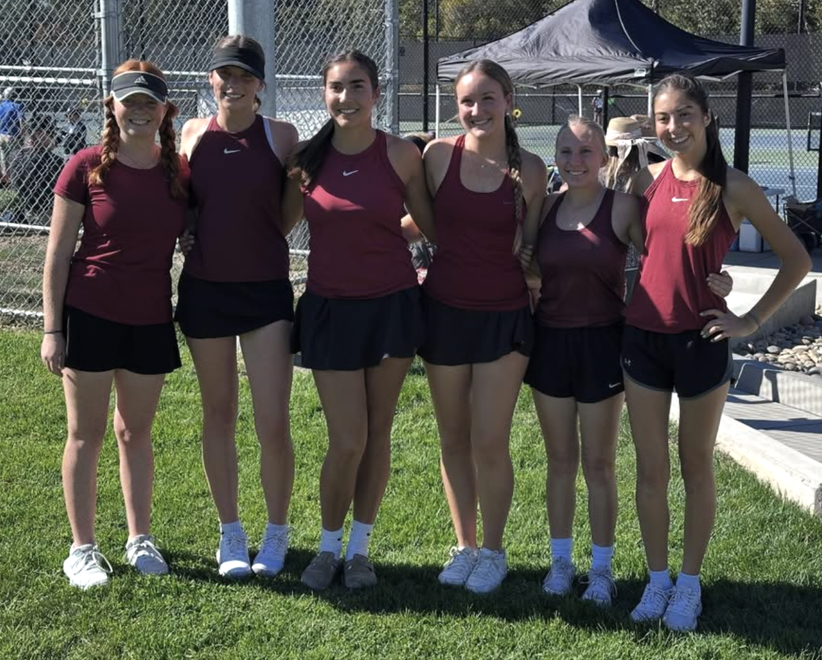 Nipomo’s girls tennis team.