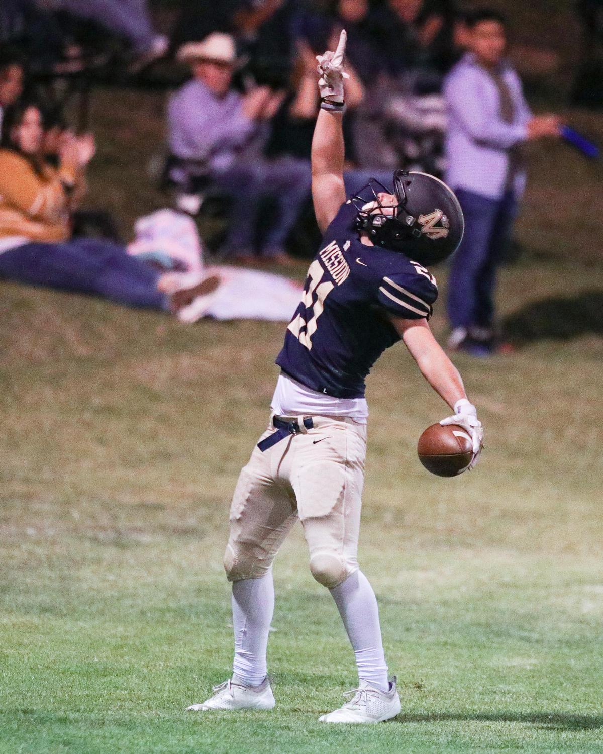 Drew Harrigan celebrates the first Royals’ touchdown in Mission Prep’s 60-3 win over Morro Bay on Oct. 15, 2021.