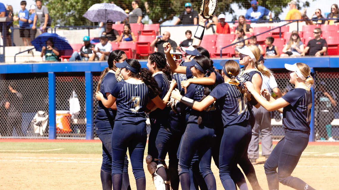 2 SLO County softball teams win CIF titles while baseball finishes with runner-up