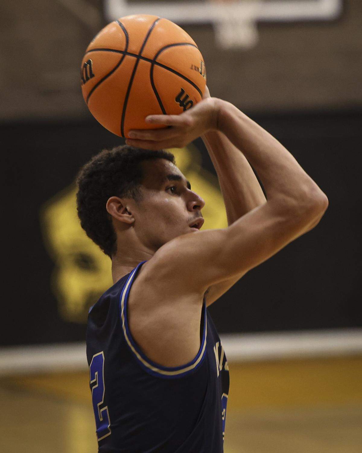 Deuce Kellogg lines up a three point shot. Mission Prep boys beat San Luis Obispo High School 69-53 in a basketball game on Feb. 10, 2026.