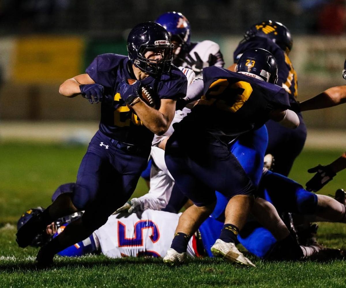 Shown here as a sophomore, James Gilmet turns the corner for Arroyo Grande High as it hosts Westlake in the first round of the CIF-Southern Section Division 2 playoffs.