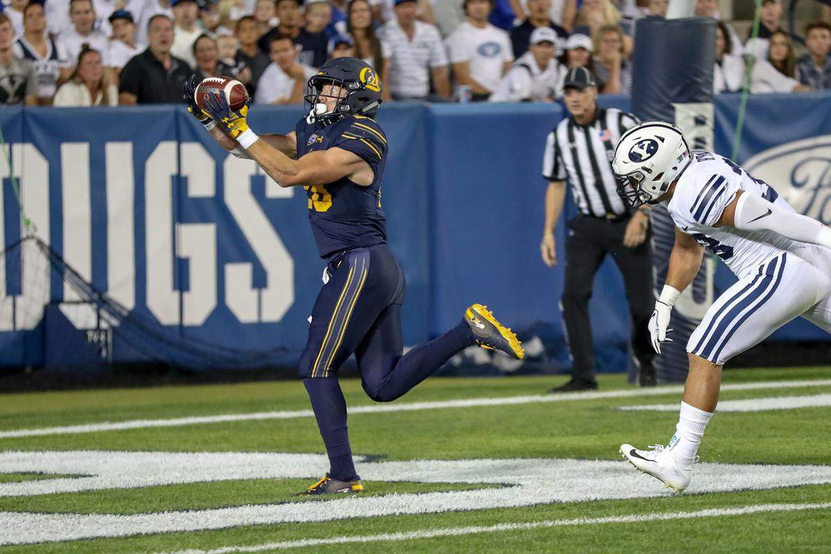 Mission Prep graduate Patrick Laird hauls in a pass in Cal’s Sept. 8 game against BYU at LaVell Edwards Stadium.