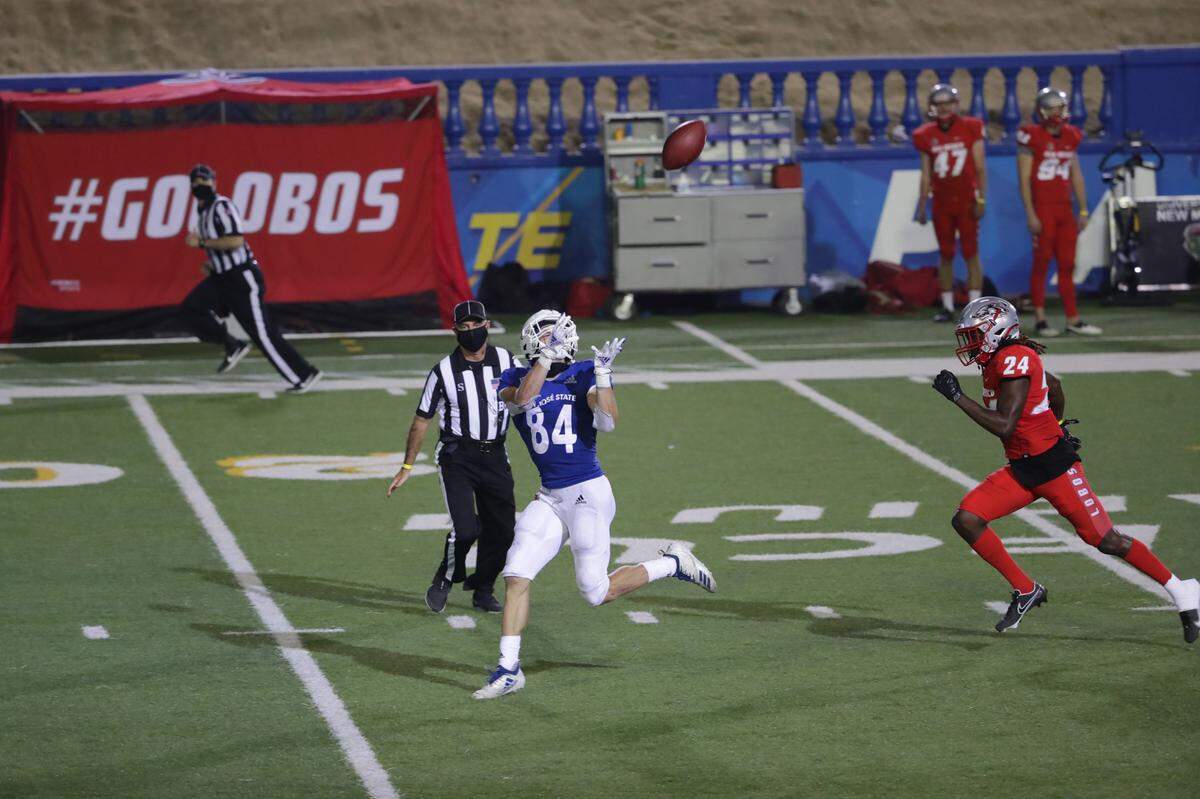 San Jose State receiver Bailey Gaither, a 2015 Paso Robles High School grad, hauls in a catch against UNLV. The Spartans won 34-17 on Nov. 14, 2020.